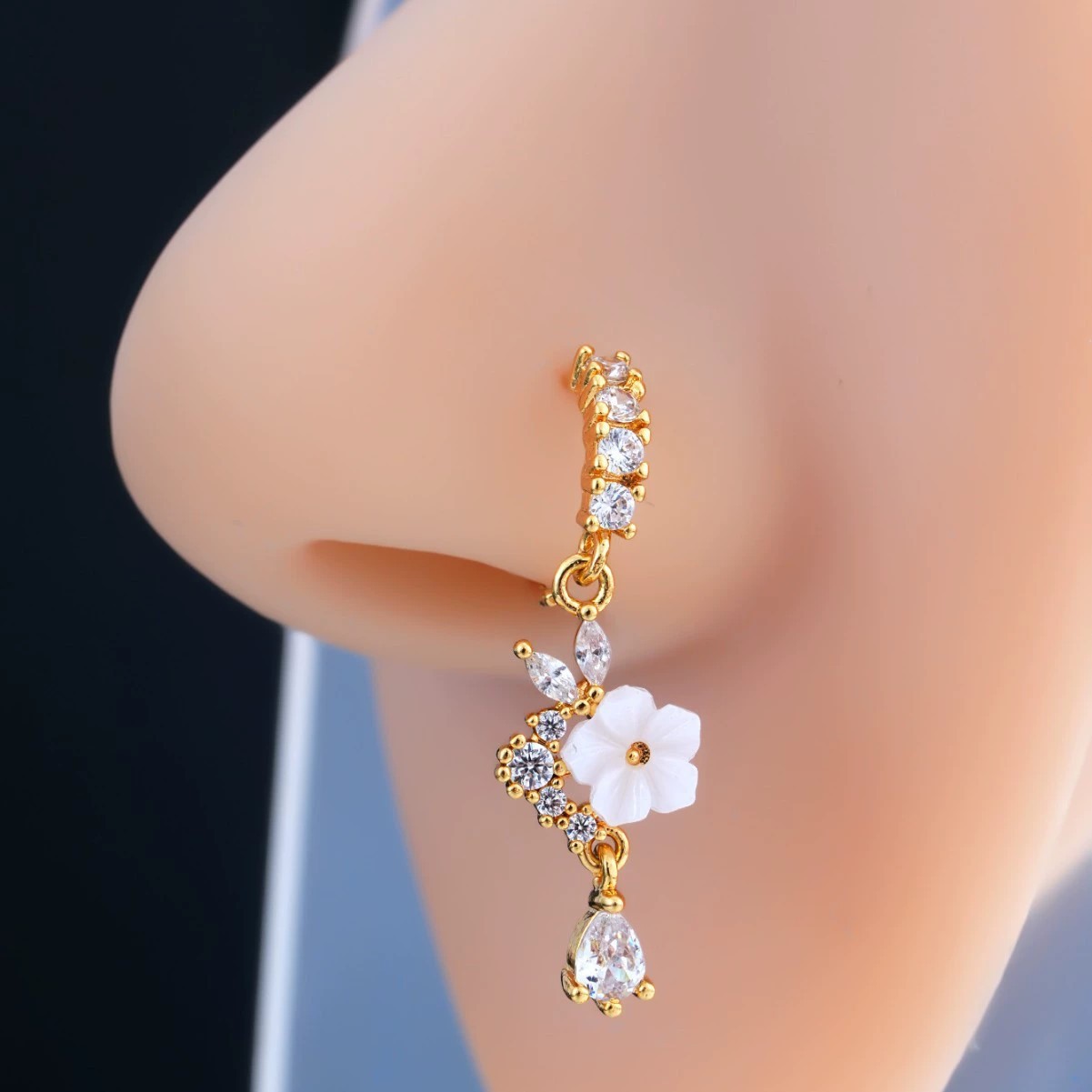Body Jewelry Surgical Steel - Altın Çiçek Burun Halkası, Sarkık CZ